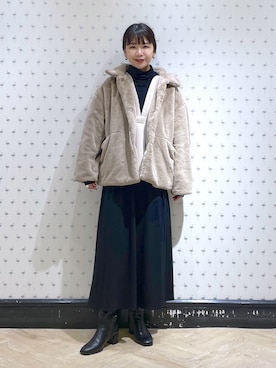 「e/rm（イーアールエム）のファージャケット（その他アウター）」を使った、yoshiさん（レディース・164cm）の秋コーディネート