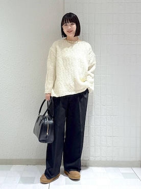 「アイテム（スリッポン）」を使った、yoshiさん（レディース・164cm・30代）の秋コーディネート