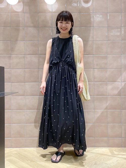 apart by lowrys】ドットシシュウキャミワンピース