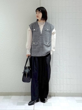 「アイテム（スラックス）」を使った、yoshiさん（レディース・164cm・30代）の秋コーディネート