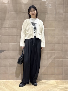 「A part by（アパートバイ）のスラックスコクーンボリュームパンツ（スラックス、ブラック系）」を使った、yoshiさん（レディース・164cm）の春コーディネート