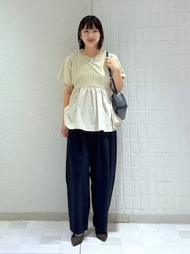 「アイテム（スラックス）」を使った、yoshiさん（レディース・164cm・30代）の夏コーディネート