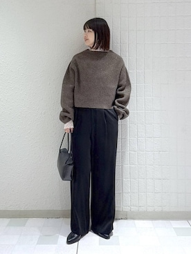 「アイテム（スラックス）」を使った、yoshiさん（レディース・164cm・30代）の冬コーディネート