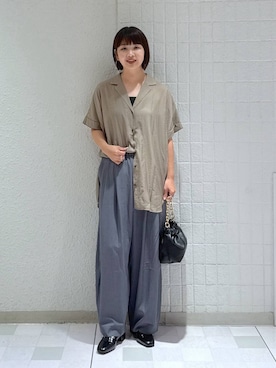 「アイテム（スラックス）」を使った、yoshiさん（レディース・164cm・30代）の夏コーディネート