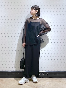 「アパートバイローリーズ」｜「アイテム（スニーカー）」を使った、yoshiさん（レディース・164cm）の春コーディネート