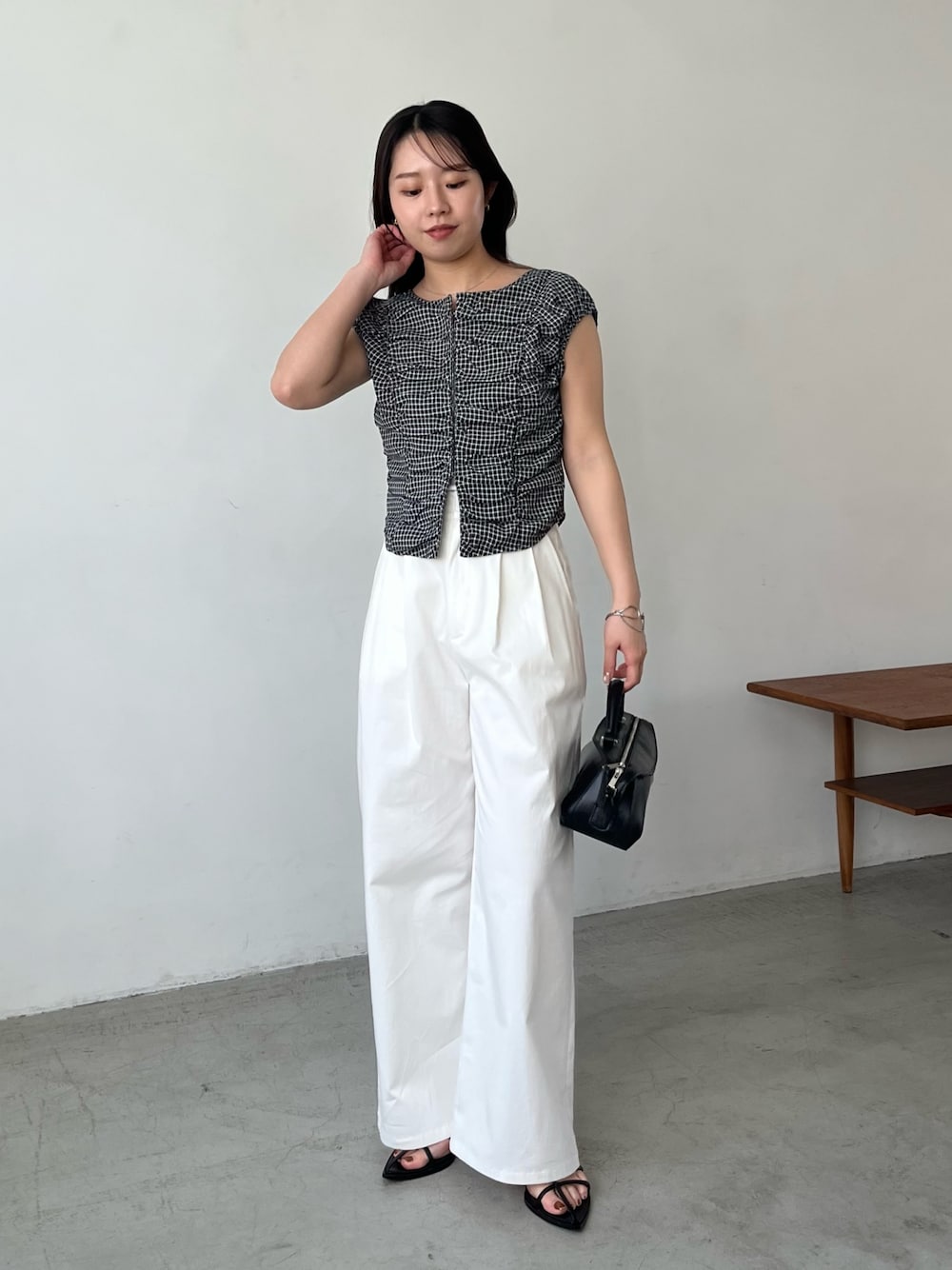 チェックギャザーブラウスを使った人気ファッションコーディネート - WEAR