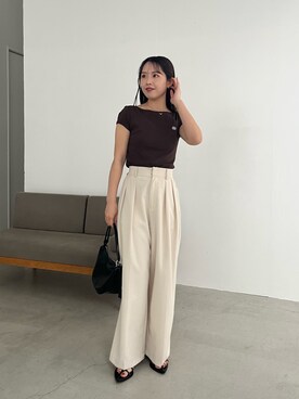 「CAPRICIEUX LE'MAGE（カプリシューレマージュ）の1ポイントボートネックT（Tシャツ/カットソー、ブラウン系）」を使った、mami_lemageさん（レディース・158cm）の春コーディネート