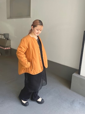 「アイテム（ノーカラーコート、オレンジ系）」を使った、ERI YAMAMOTOさん（レディース・156cm）の秋コーディネート