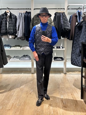 「アイテム（トップス）」を使った、ミサキさん（メンズ・165cm・50代）の秋コーディネート