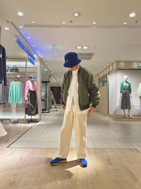 「GLOSTER（グロスター）のアイテム（MA-1）」を使った、ミサキさん（メンズ・165cm）の春コーディネート
