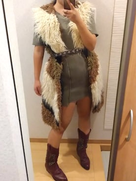 「VIAVANDA（ヴィアヴァンダ）のアイテム」を使った、RURUMIさん（レディース・155cm）の秋コーディネート