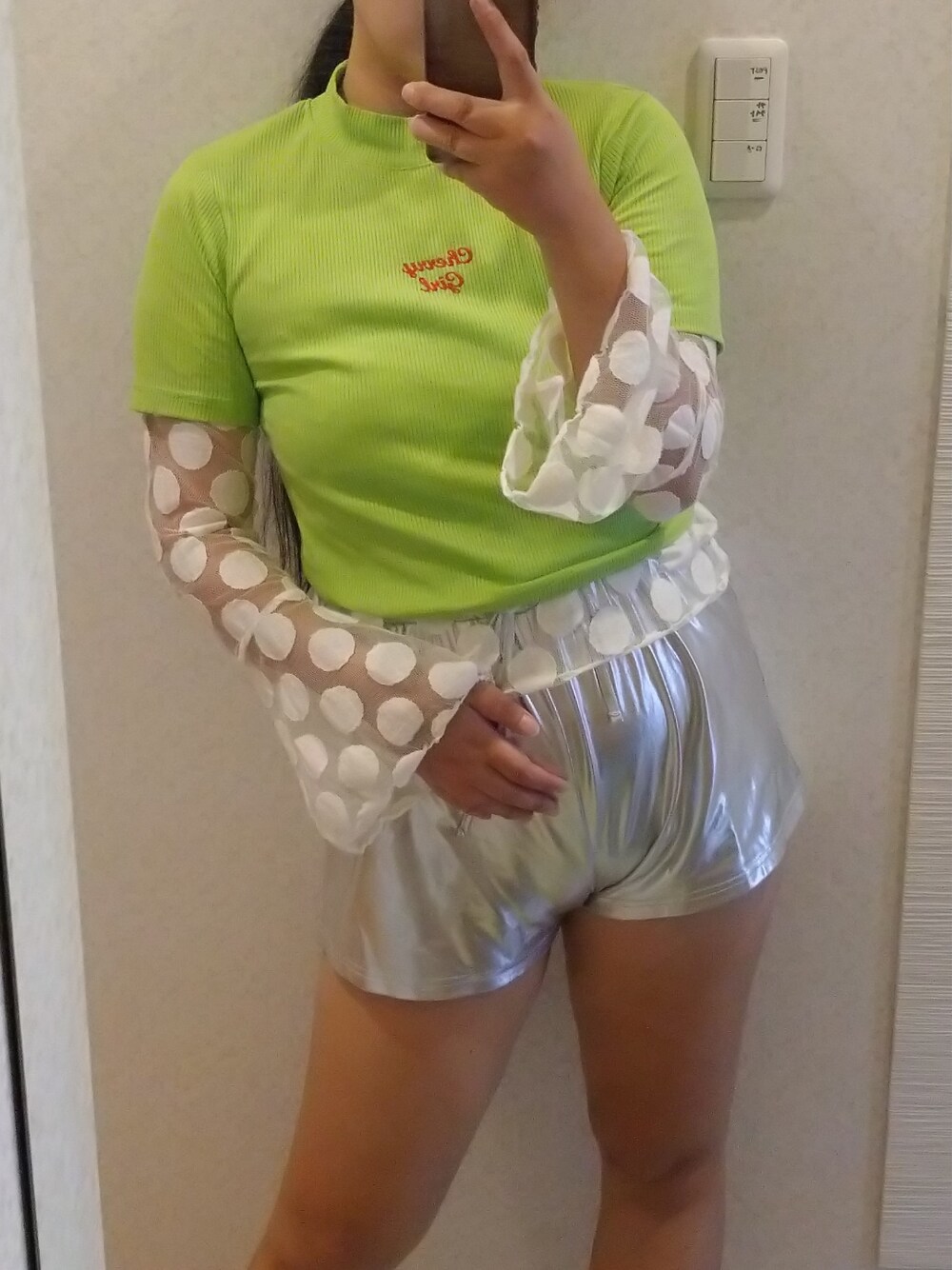 WALES BONNER ADIDAS】シルバーショートパンツ