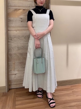 「メロートップス」｜「アイテム（サンダル）」を使った、DEICYさん（レディース・160cm）の夏コーディネート