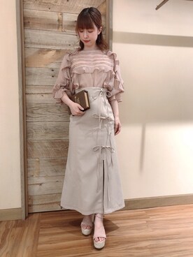 「ME COUTURE（ミークチュール）のアイテム（スカート）」を使った、DEICYさん（レディース・160cm）の春コーディネート