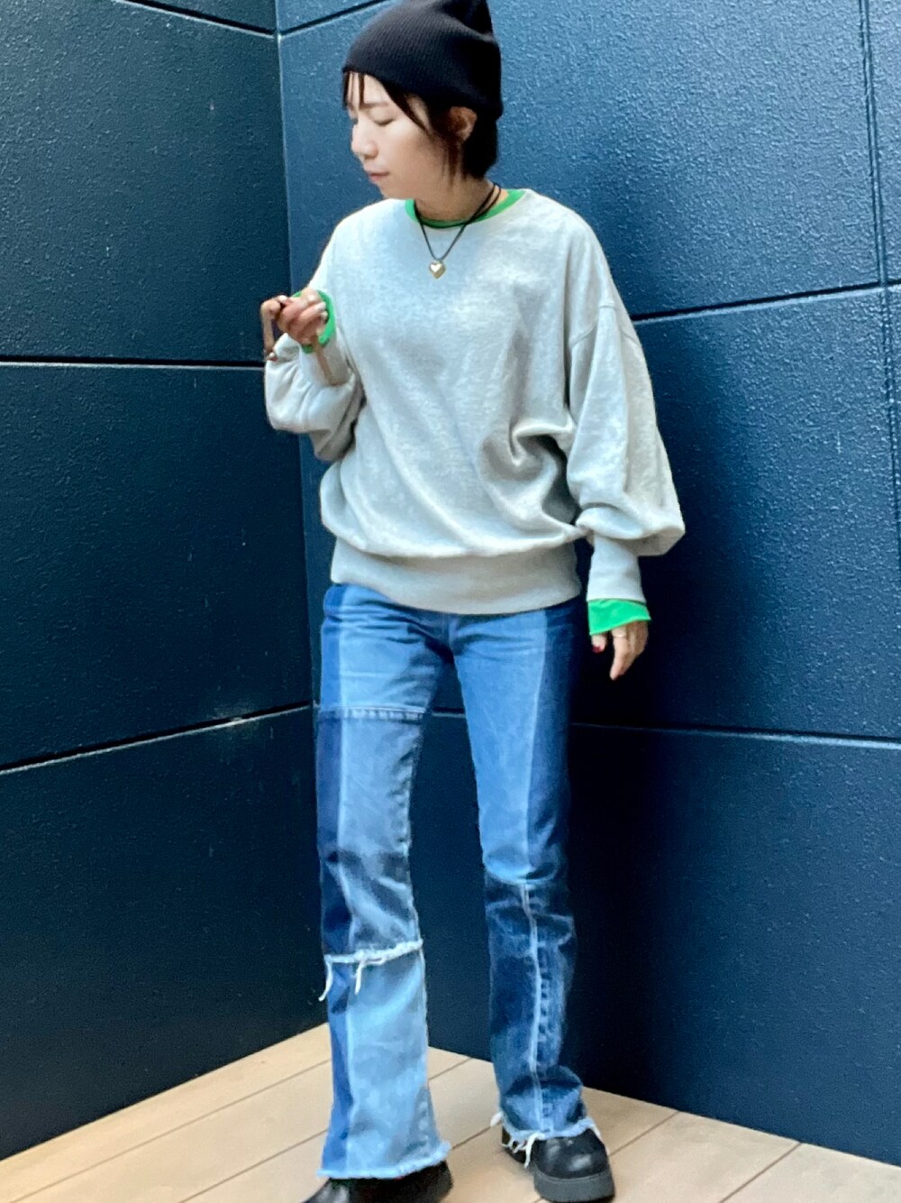 「ファッションを楽しもう、オトナカジュアル、Wrangler、デニムパンツ、DouDou、CIAOPANIC TYPY、ROSE BUD、デニム」｜「Wranglerのアイテム（デニムパンツ、ブルー系）」を使った、T.N.0322さん（レディース・154cm）の秋コーディネートの1枚目の写真