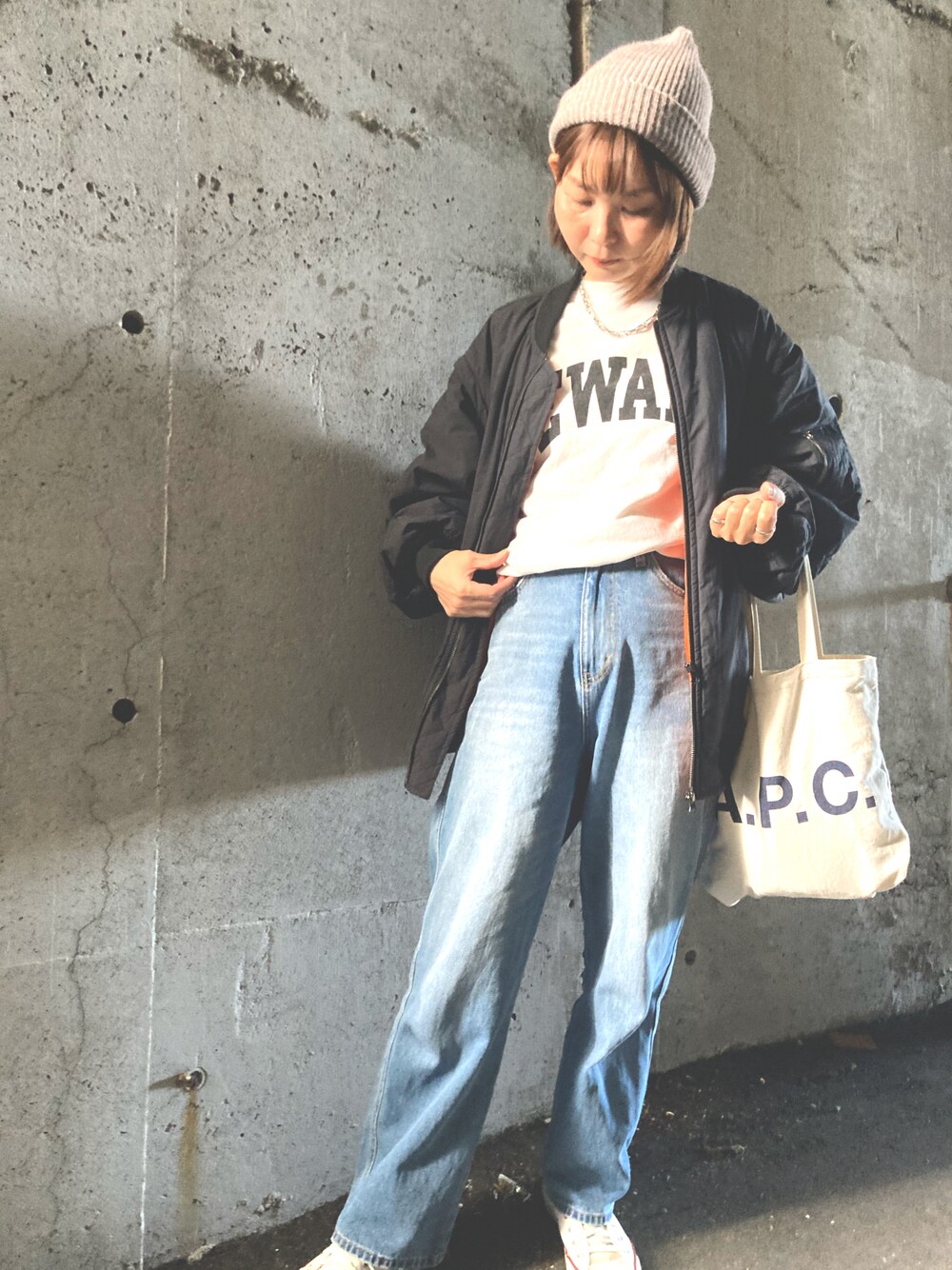 「今日のコーデ、カジュアルコーデ、スウェットコーデ」｜「WEGOのアイテム（デニムパンツ、ブルー系）」を使った、asfy♡さん（レディース・160cm）の秋コーディネートの1枚目の写真