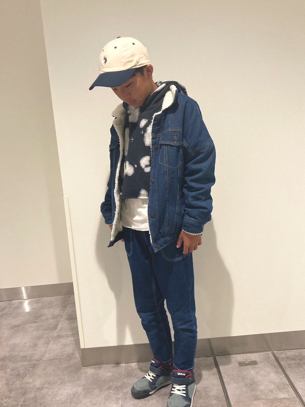 「お出かけコーデ、おしゃれさんと繋がりたい、パーカー」｜「U.S. POLO ASSN.のアイテム（キャップ、ベージュ系）」を使った、asfy♡さん（レディース・160cm）の秋コーディネートの1枚目の写真