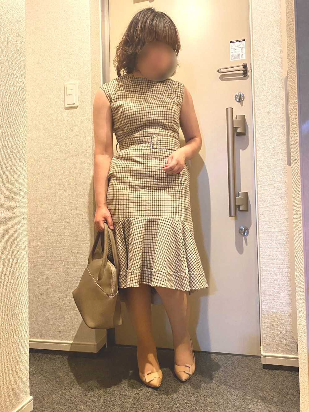 「チェック、秋先取りコーデ、シンプル、秋服、秋服準備はじめました、秋、キレイめ」｜「CELFORDのアイテム（ワンピース、その他）」を使った、hannaさん（骨格ストレート・レディース・150cm）の秋コーディネートの1枚目の写真