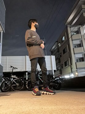 「Guess（ゲス）のアイテム（トップス）」を使った、nori872さん（メンズ・168cm）の春コーディネート