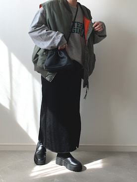 「ISOOK（アイスー）のアイテム（スウェット）」を使った、miさん（レディース・154cm）の冬コーディネート