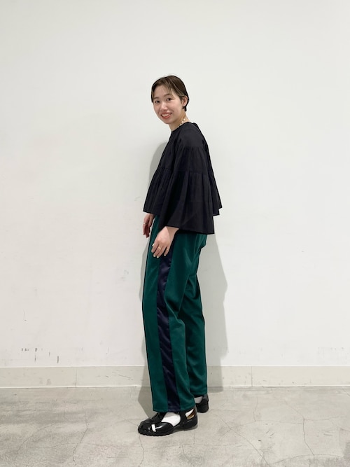 にしむらりささんのコーディネート