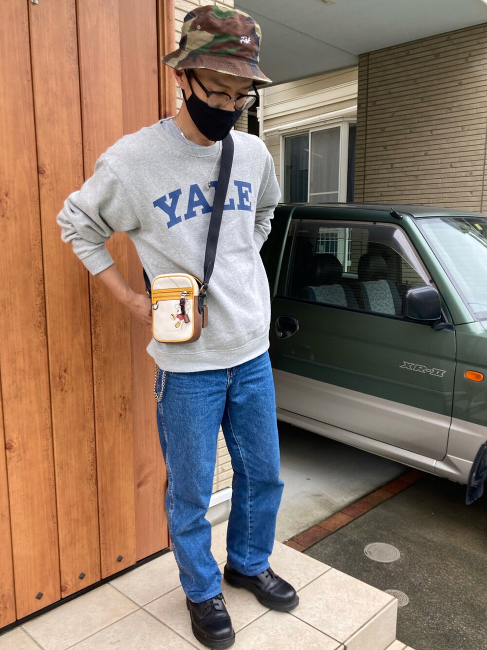「カモフラ、カレッジ、マスタード、ミッキー」｜「WEGOのアイテム（ハット、その他）」を使った、junodart【official】さん（メンズ・168cm）の秋コーディネートの1枚目の写真