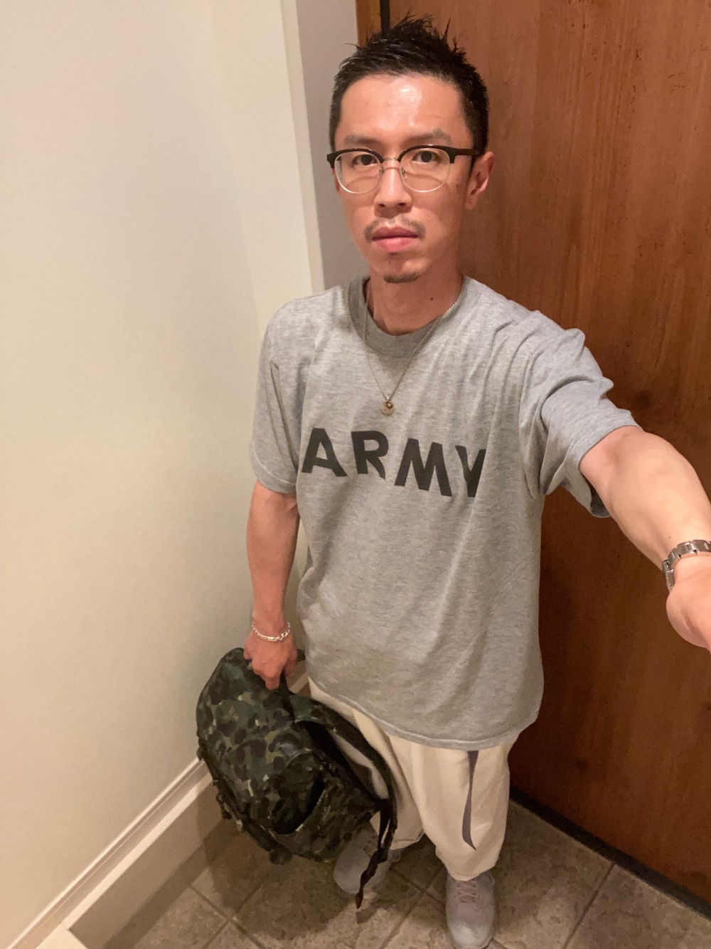 「アーミー、army、ガチャベルト、カモフラ」｜「JINSのCombination & Bold Airframe（メガネ、ブラック系）」を使った、junodart【official】さん（メンズ・168cm）の夏コーディネートの1枚目の写真