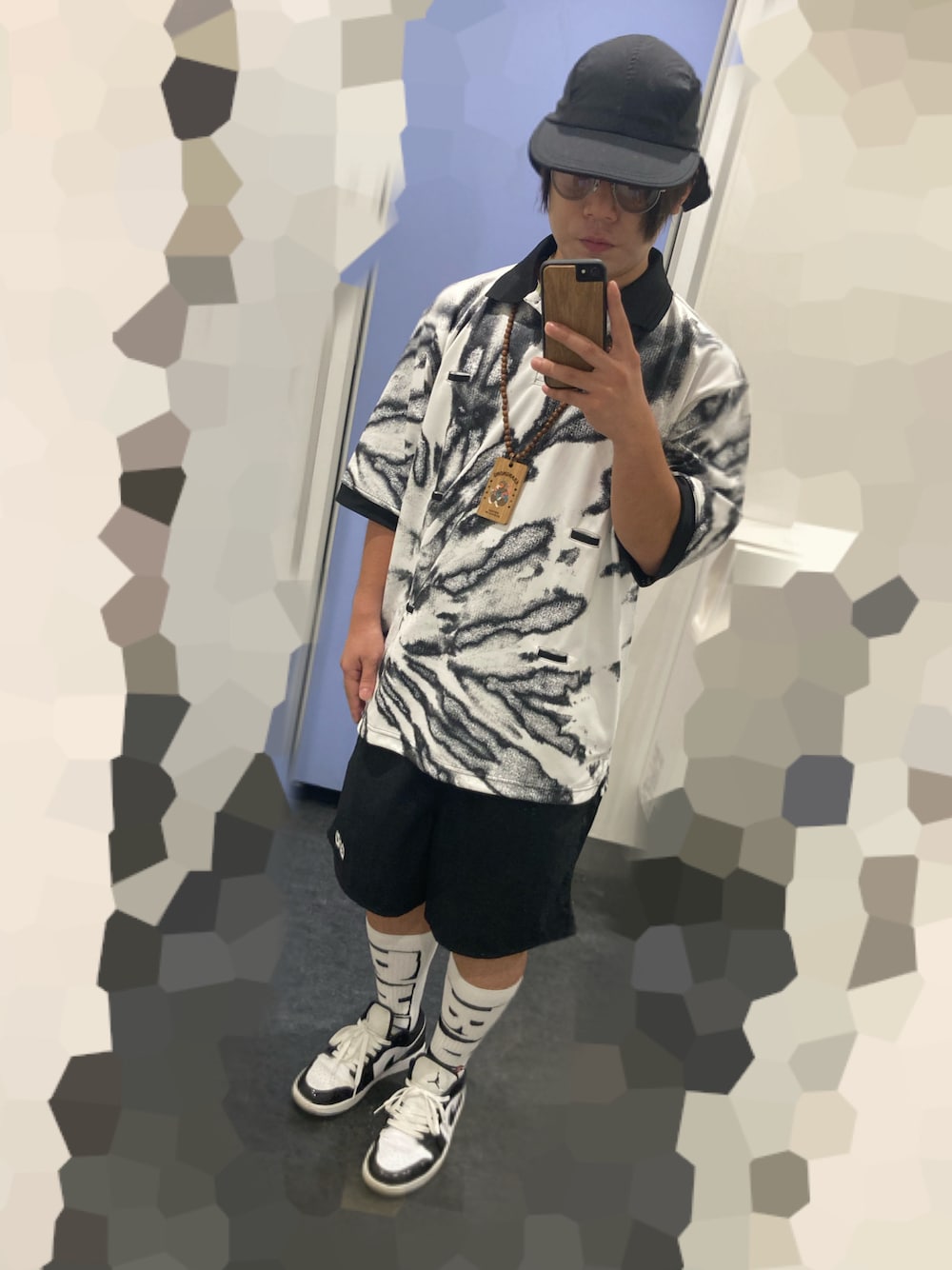 「休日コーデ、オトナカジュアル、アウトドアスタイル、LEFLAH、NIKE、AIR JORDAN、低身長、キャップ、ストリートコーデ、ストリート、スニーカー、夏コーデ、タイダイ柄、ポロシャツ、お洒落さんとつながりたい」｜「DEMARCOLABのアイテム（キャップ、ブラック系）」を使った、M4S4T0さん（メンズ・160cm）の秋コーディネートの1枚目の写真