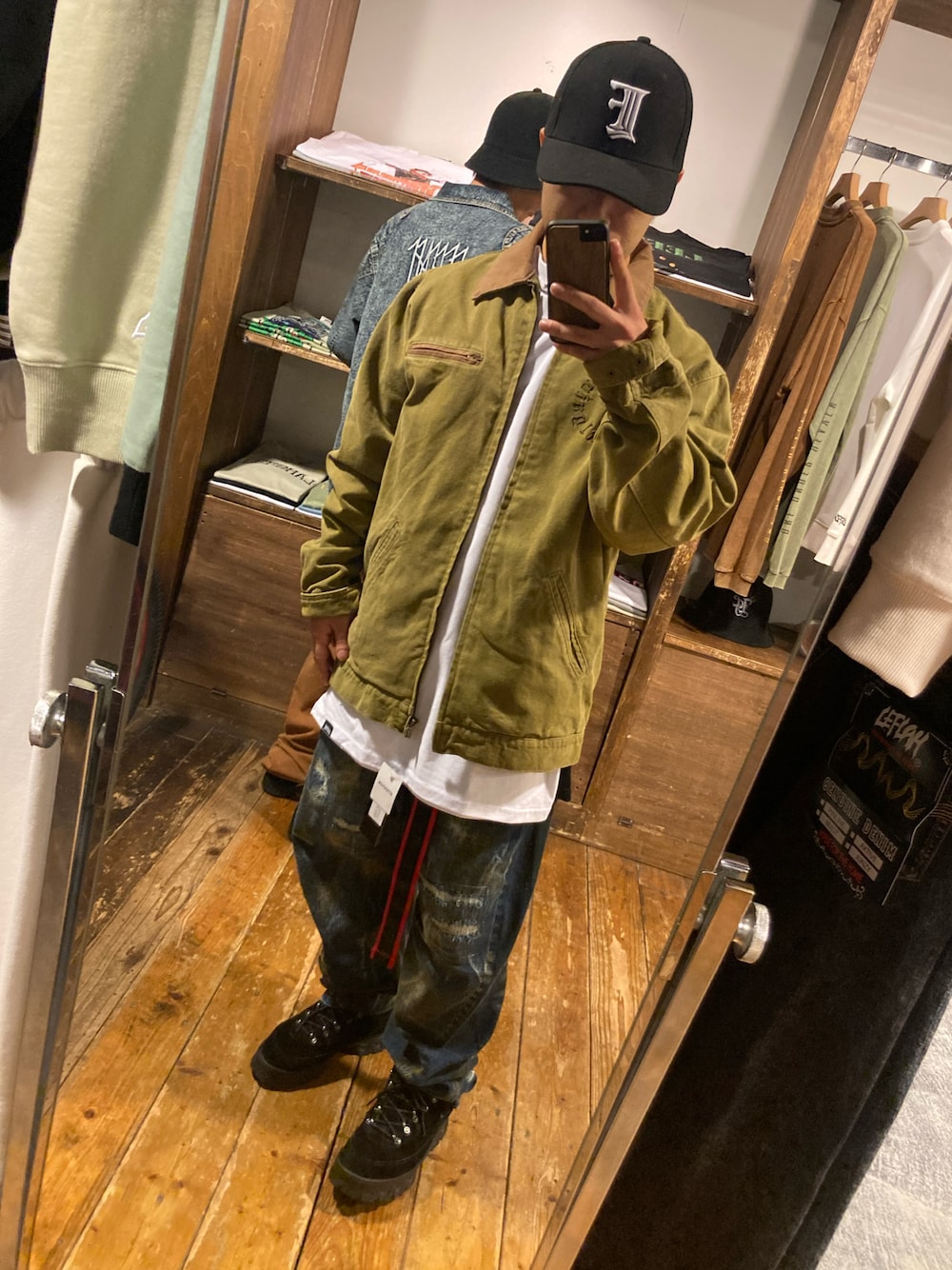 「デニム、休日コーデ、大人コーデ、低身長コーデ、NIKE、LEFLAH、ワークジャケット、ストリート、低身長、秋冬コーデ、いいね、save、フォローお願いします🤑、オトナカジュアル、キャップ、デニムパンツ、服好きな人と繋がりたい」｜「LEFLAHのアイテム（ジャケット/アウター、グリーン系）」を使った、M4S4T0さん（メンズ・160cm）の秋コーディネートの1枚目の写真