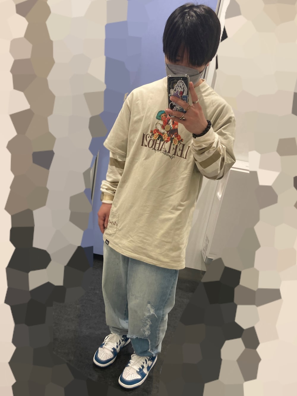 「反対色、大人コーデ、おしゃれさんと繋がりたい、ストリート、いいね、save、フォローお願いします🤑、NIKE、LEFLAH、ワイドパンツ、デニム、スニーカーコーデ、ストリートコーデ、低身長コーデ、低身長、ootd」｜「LEFLAHのアイテム（Tシャツ/カットソー、ベージュ系）」を使った、M4S4T0さん（メンズ・160cm）の春コーディネートの1枚目の写真