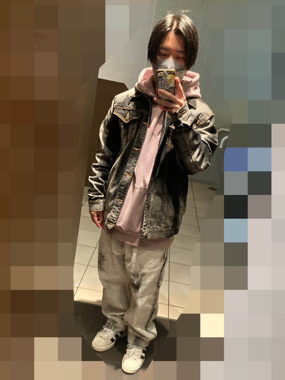 「春のNewスタイル、大人カジュアル、春色、ストリート、スニーカーコーデ、いいね、save、フォローお願いします🤑、休日スタイル、パーカー、低身長、低身長コーデ、ラフ、リラックススタイル、LEFLAH、adidas、メンズコーデ」｜「LEFLAHのアイテム（デニムジャケット、グレー系）」を使った、M4S4T0さん（メンズ・160cm）の春コーディネートの1枚目の写真