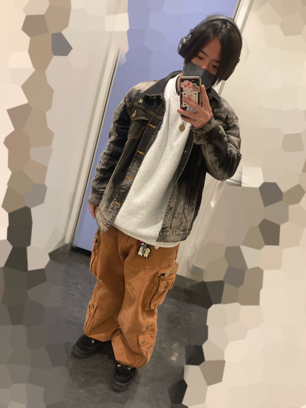 「最近のいい感じコーデ、お出かけコーデ、お洒落さんとつながりたい、カジュアルコーデ、秋冬コーデ、デニムジャケット、ワークパンツ、スウェット、LEFLAH、NIKE、スニーカー、ストリート、いいね、save、フォローお願いします🤑、ストリートコーデ」｜「NIKEのアイテム（スニーカー、ブラック系）」を使った、M4S4T0さん（メンズ・160cm）の冬コーディネートの1枚目の写真