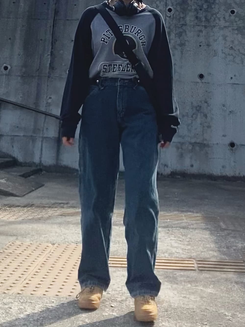 「古着、古着MIX、古着コーデ、古着女子、used」｜「NIKEのNIKE/ナイキ エアフォース107WB (AF1)（スニーカー、ブラウン系）」を使った、ほさん（レディース・162cm）の秋コーディネートの1枚目の写真