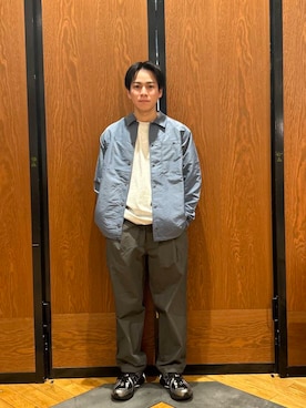 「スニーカーコーデ」｜「アイテム（その他アウター）」を使った、ほしださん（メンズ・170cm）の春コーディネート