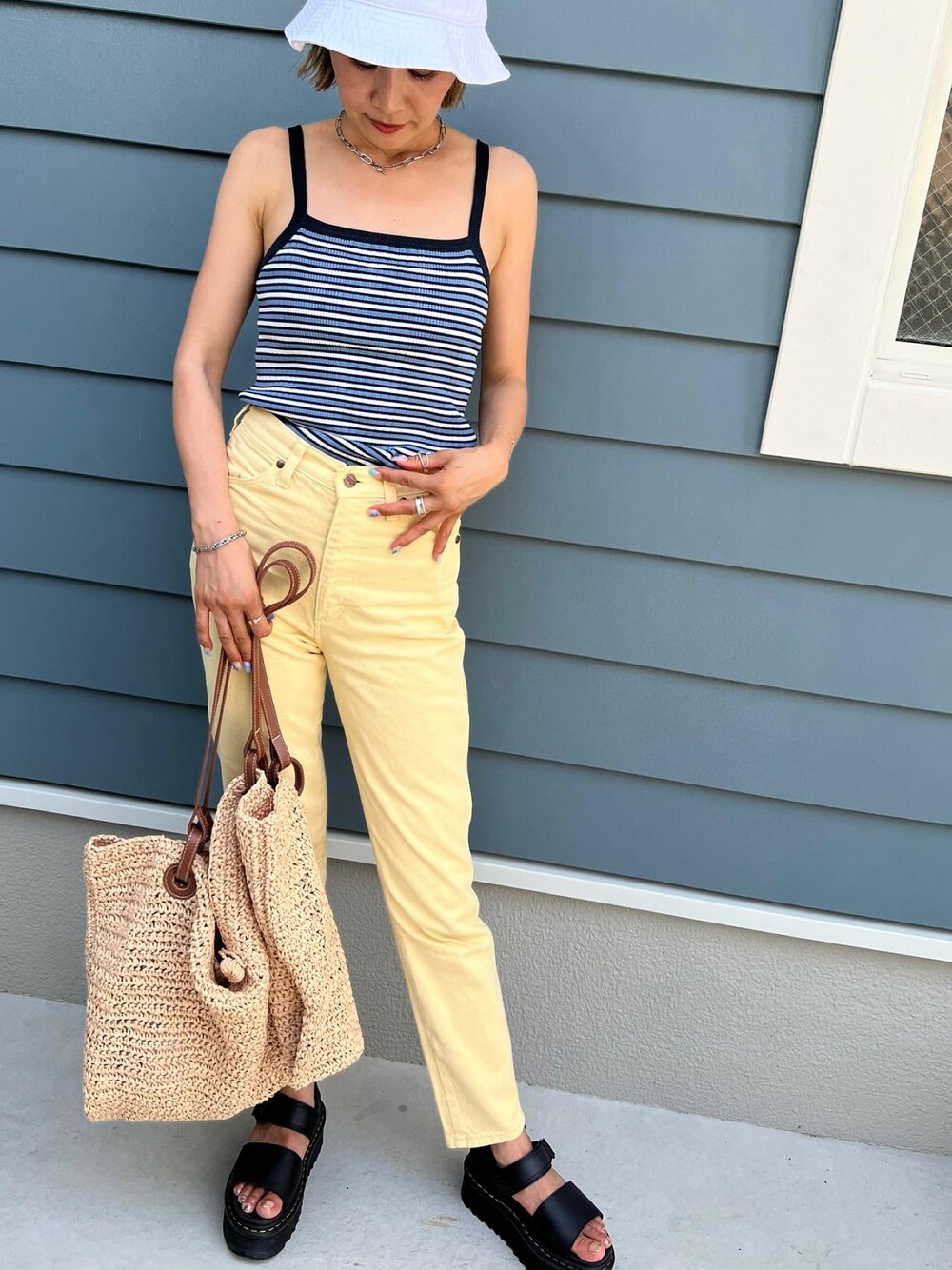 「夏コーデ、今日のコーデ、おしゃれさんと繋がりたい、サンダル、プチプラ、カラーコーデ」｜「Wranglerの【Wrangler/ラングラー】スリムカラージーンズ（その他パンツ、イエロー系）」を使った、aiさん（レディース・161cm）の夏コーディネートの1枚目の写真