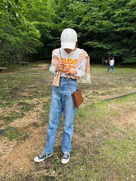 「Ungrid（アングリッド）のロゴロングスリーブTee（Tシャツ/カットソー）」を使った、aiさん（レディース・161cm）の春コーディネート