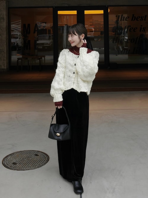 「CAPRICIEUX LE'MAGE(カプリシューレマージュ)の【低身長サイズあり】ベロアIラインスカート(スカート)」を使った、まるさん(レディース・153cm)の秋コーディネート
