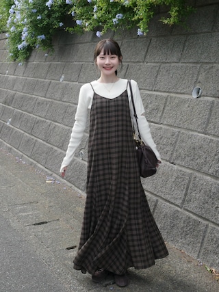 「hinari(ヒナリ)のカットアウトニットトップス(ニット/セーター)」を使った、まるさん(レディース・153cm)の秋コーディネート