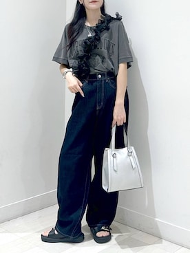 「アイテム（スマホグッズ、ブラック系）」を使った、ぽてとさん（レディース・158cm）の夏コーディネート