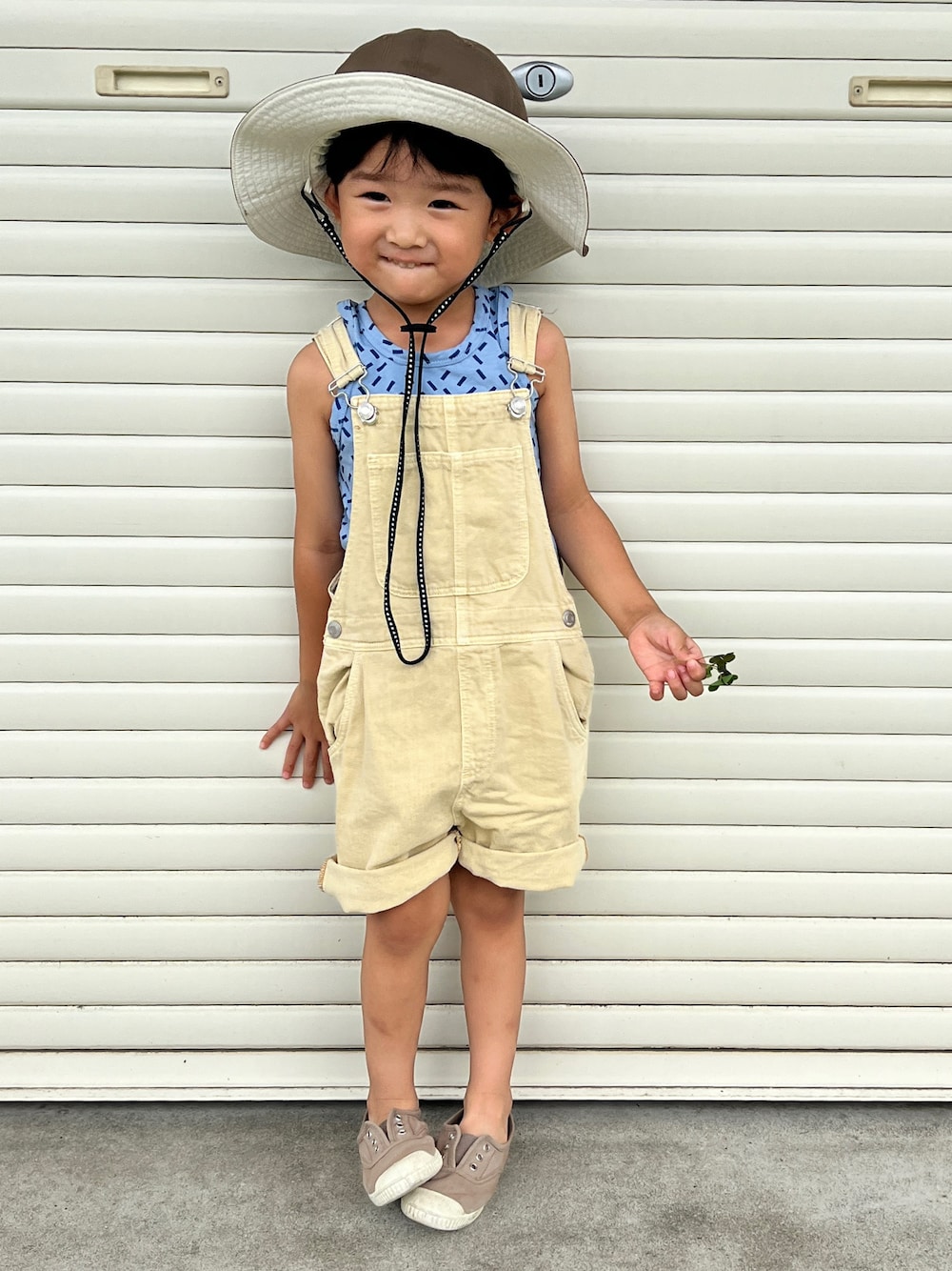 「夏コーデ、キッズファッション、キッズコーデ、男の子、ハット、タンクトップ」｜「moun ten.のアイテム（ハット、ブラウン系）」を使った、ZEN_TAOさん（キッズ・90cm）の夏コーディネートの1枚目の写真