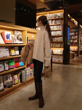 「アイテム（バッグ）」を使った、kannaさん（レディース・162cm）の秋コーディネート