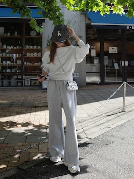「NEW ERA（ニューエラ）のアイテム」を使った、kannaさん（レディース・162cm）の秋コーディネート