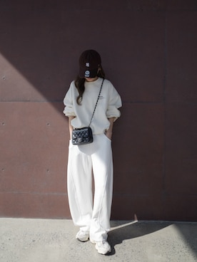 「アイテム（スニーカー）」を使った、kannaさん（レディース・162cm）の秋コーディネート