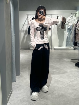 「OLIVE des OLIVE（オリーブデオリーブ）の【インフルエンサー企画】miko logo sweat pants（スウェットパンツ、ブラック系）」を使った、Risaさん（レディース・152cm）の夏コーディネート