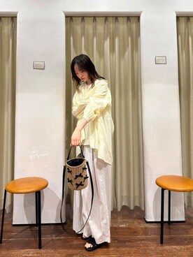 「URBAN RESEARCH DOORS（アーバンリサーチドアーズ）のコットンボイルギャザーブラウス（シャツ/ブラウス）」を使った、オカモトさん（レディース・155cm）の春コーディネート