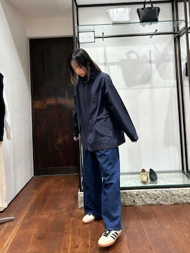 「アイテム（マウンテンパーカー）」を使った、オカモトさん（レディース・155cm）の秋コーディネート