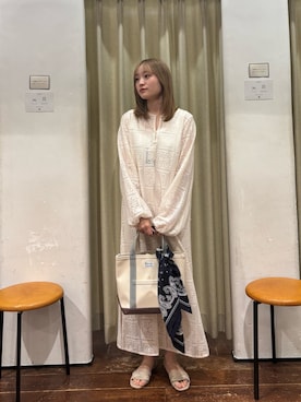「URBAN RESEARCH DOORS（アーバンリサーチドアーズ）のレースワンピース（ワンピース、ベージュ系）」を使った、オカモトさん（レディース・155cm）の春コーディネート