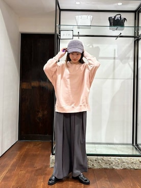 「アイテム（レインシューズ）」を使った、オカモトさん（レディース・155cm）の秋コーディネート