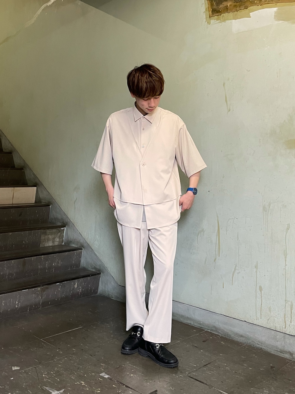 「セットアップ、ベスト、シャツコーデ、シンプルコーデ、キレイめ、夏コーデ、ベージュ、ootd、いいね、save、フォローお願いします🤑、tk.TAKEO KIKUCHI」｜「tk.TAKEO KIKUCHIのベストフェイクレイヤードセットアップ（セットアップ、ベージュ系）」を使った、新宿ルミネエストtkさん（メンズ・173cm）の夏コーディネートの1枚目の写真