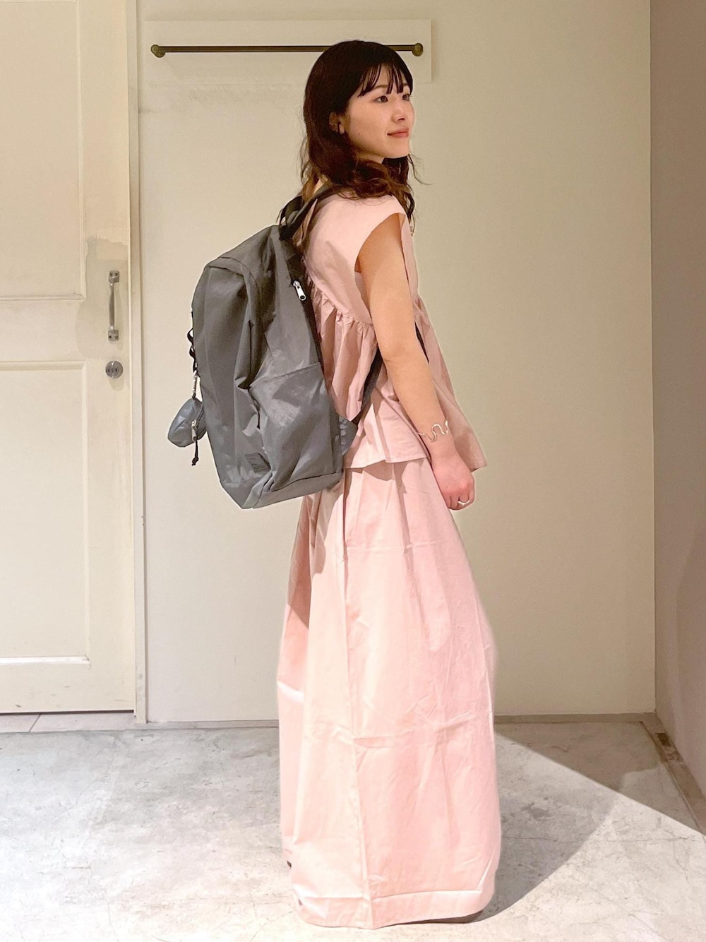 「baserange、ベースレンジ、ピンク、Primaveil、adidas、SUPERSTAR82、CABLE TOP、CABLE PANTS、春コーデ、初夏コーデ、夏コーデ、デートコーデ、お出かけコーデ、旅行コーデ、推し活コーデ」｜「adidasの【J'aDoRe・店舗限定】【adidas（アディダス）】SUPERSTAR82（スニーカー、ホワイト系）」を使った、michiruさん（レディース・156cm）の春コーディネートの1枚目の写真